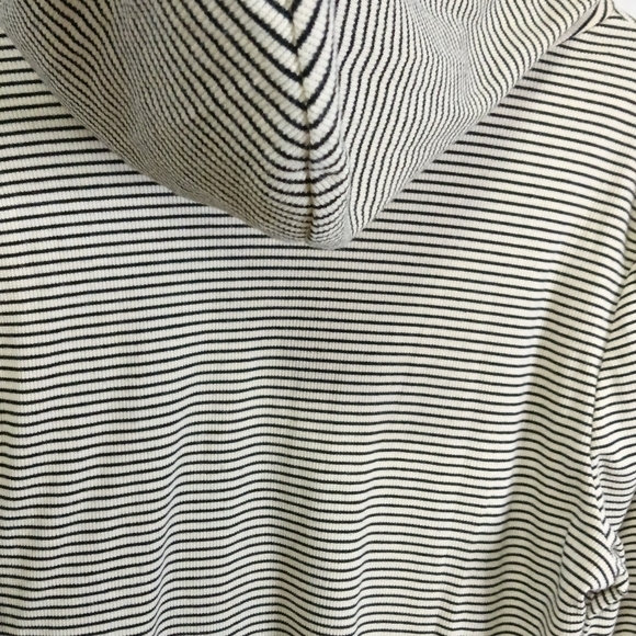 No Boundaries Striped Black and White Knit Pullover Tunic 2XL - Picture 6 of 8